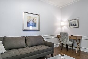 Casa Maria Luxurious 3 Bedroom Condo by RedAwning