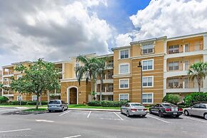 Casa Luna Deluxe 3 Bedroom Condo by Redawning