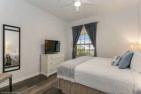 Casa Luna Deluxe 3 Bedroom Condo by Redawning