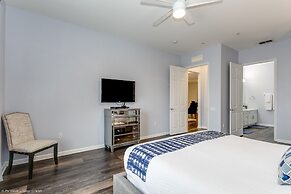 Casa Luna Deluxe 3 Bedroom Condo by Redawning