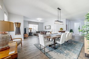 La Vista Lakeview Deluxe 3 Bedroom Condo by RedAwning