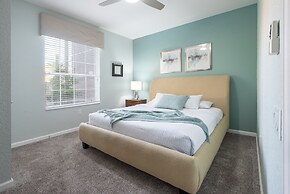 La Vista Lakeview Deluxe 3 Bedroom Condo by RedAwning