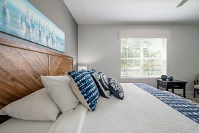 La Vista Lakeview Deluxe 3 Bedroom Condo by RedAwning