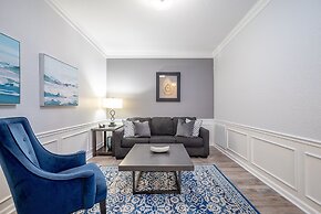 La Vista Lakeview Deluxe 3 Bedroom Condo by RedAwning