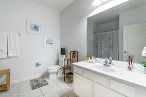 La Casita Ventura 2 Bedroom Condo by Redawning