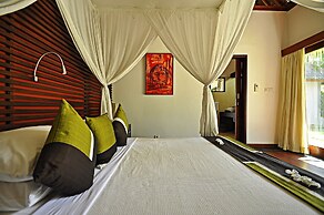 Two Bedrooms Villa With Private Pool, Large Landscape Garden and Kitch