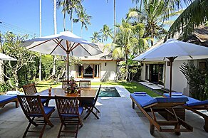 Two Bedrooms Villa With Private Pool, Large Landscape Garden and Kitch