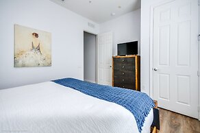 Casa Maya Deluxe 3 Bedroom Condo by Redawning