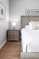 Casa Lucia Lakeview 3 Bedroom Condo by RedAwning