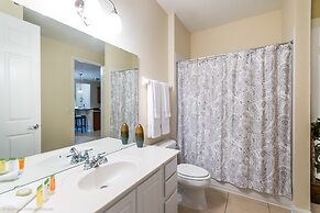 Casa Michel 2 Bedroom Condo by Redawning