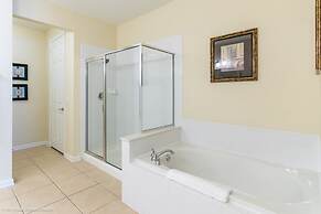 Casa Michel 2 Bedroom Condo by Redawning