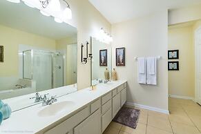 Casa Michel 2 Bedroom Condo by Redawning