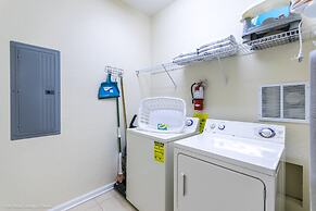 Casa Michel 2 Bedroom Condo by Redawning