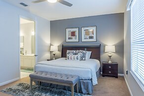 Casa Magnolias Deluxe 3 Bedroom Condo by RedAwning