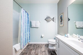 Orlando Palms Deluxe 3 Bedroom Condo by RedAwning