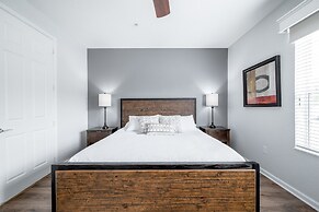 Orlando Palms Deluxe 3 Bedroom Condo by RedAwning