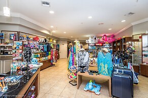 Orlando Palms Deluxe 3 Bedroom Condo by RedAwning