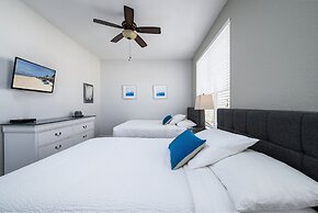 Casa Bella Townhome 3 Bedroom Condo by RedAwning