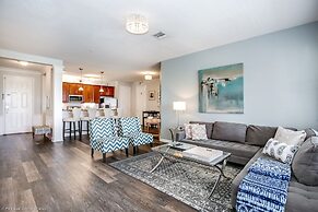 Renata's Waterscape Deluxe 3 Bedroom Condo by RedAwning