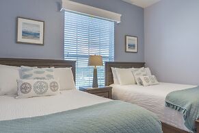 Casa Del Lago Penthouse 3 Bedroom Condo by RedAwning