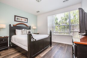 Oasis Escape Townhome 3 Bedroom Condo by Redawning