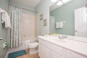 Oasis Escape Townhome 3 Bedroom Condo by Redawning