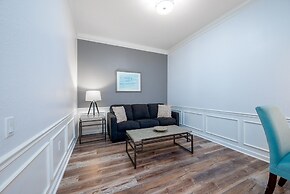 Casa Toscana Deluxe 3 Bedroom Condo by RedAwning