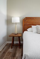 Casa Toscana Deluxe 3 Bedroom Condo by RedAwning