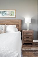 Casa Toscana Deluxe 3 Bedroom Condo by RedAwning