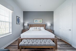 Casa Toscana Deluxe 3 Bedroom Condo by RedAwning