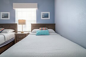 Casa Toscana Deluxe 3 Bedroom Condo by RedAwning