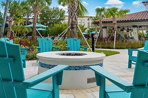 Tropical Dreams Townhome 3 Bedroom Condo by RedAwning
