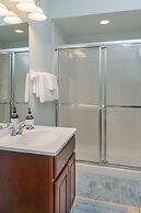 Tropical Dreams Townhome 3 Bedroom Condo by RedAwning