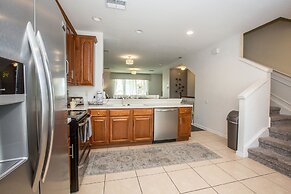 Tropical Dreams Townhome 3 Bedroom Condo by RedAwning