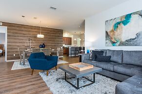 Casa Magna Deluxe 3 Bedroom Condo by RedAwning