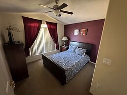 Fl Special!! Daisy's Den 5 Bedroom Villa by RedAwning