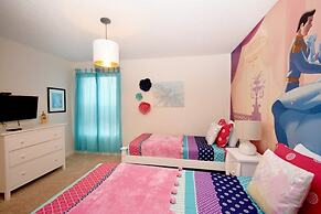 Storey Lake- 6 Bedroom Pool - 1664ST Home by RedAwning