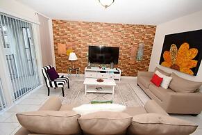 Storey Lake- 6 Bedroom Pool - 1664ST Home by RedAwning