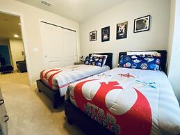 Windsor-5 Bed W/splashpool-3811ww 5 Bedroom Townhouse by RedAwning