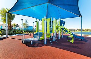 Windsor-5 Bed W/splashpool-3811ww 5 Bedroom Townhouse by RedAwning