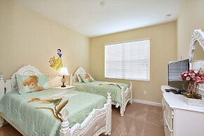 Paradise Palms-5 Bedroom w/pool - 3507PP Home by RedAwning