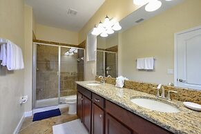 Paradise Palms-5 Bedroom w/pool - 3507PP Home by RedAwning