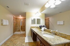 Paradise Palms-5 Bedroom w/pool - 3507PP Home by RedAwning