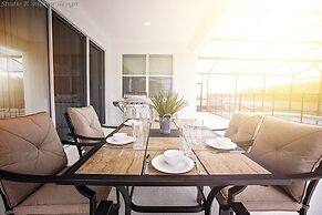 Sonoma - 6 Bedroom Pool - 1856SN Home by RedAwning