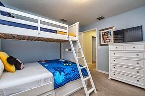 Storey Lake- 5 Bedroom Townhome w/ Pool- 1600ST Townhouse by RedAwning