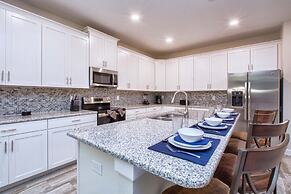 Storey Lake- 6 Bedroom Pool -1662ST Home by RedAwning