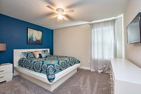 Storey Lake- 6 Bedroom Pool -1662ST Home by RedAwning