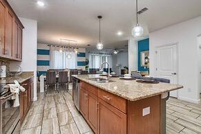 Storey Lake-6 Bedroom Pool -1651ST Home by RedAwning