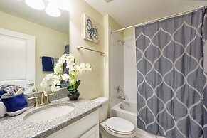 Solterra - 5 Bedrooms House w/pool-7035SR Home by RedAwning