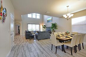 Solterra - 5 Bedrooms House w/pool-7035SR Home by RedAwning